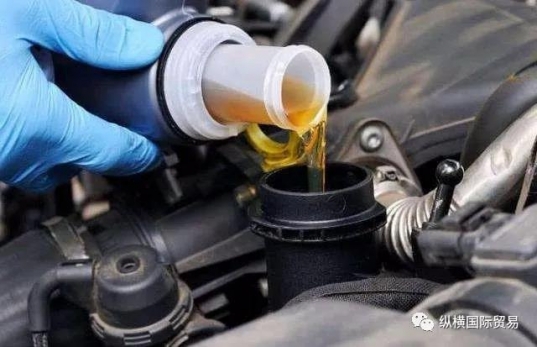 夏季温度高，发动机该用什么润滑油？